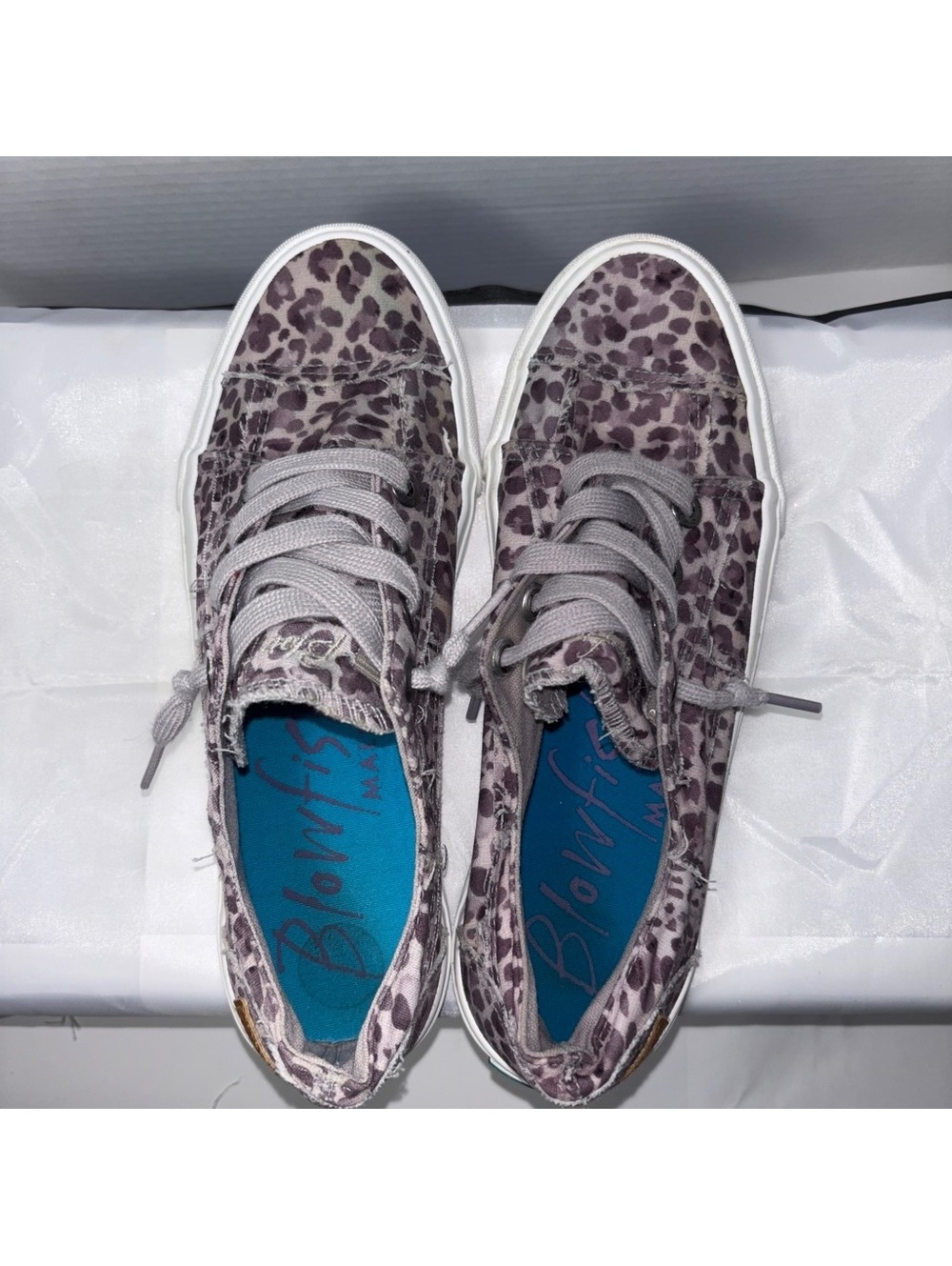 Blowfish Malibu Women's Leopard Print Casual Sneakers Size 7.5 - Picture 3 of 7